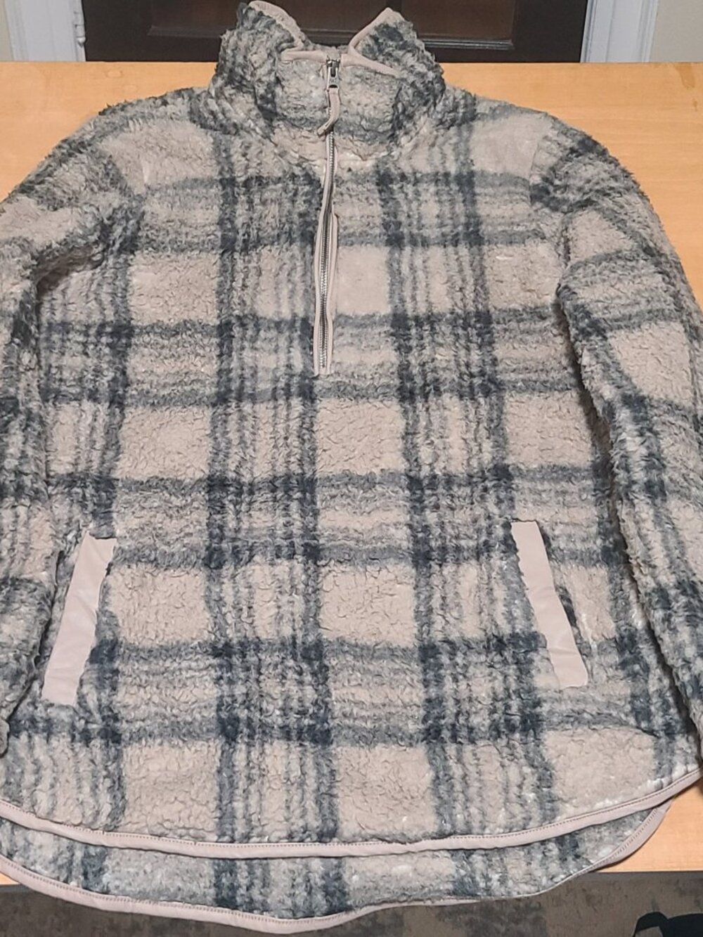 Abercrombie & Fitch Sherpa Half-Zip Pullover, Gray/Tan Plaid, Size L